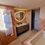 别墅 Miougrano, Vue Exceptionnelle, Standing, Piscine, Climatisation 塞特港